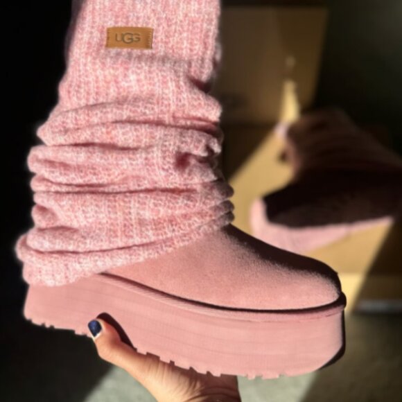 UGG Classic Mini Dipper Leg Warmer Boot - Picture 7 of 9